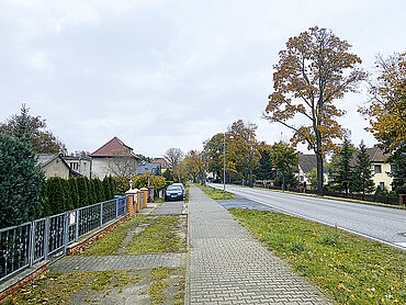 D21-04-050: Trappenweg / B96 (Machnower Chaussee)
							15806 Zossen