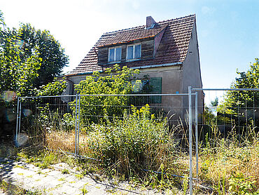 D26-03-039: Birkheide 6
							39307 Genthin