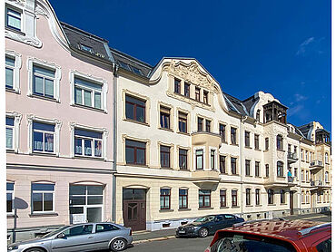 S25-03-044: Gustav-Freytag-Straße 9
							08525 Plauen