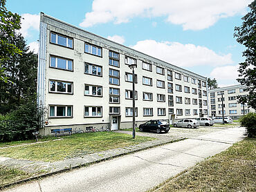 D25-03-014: Reudener Landstraße 1 - 9
							39264 Zerbst / Anhalt