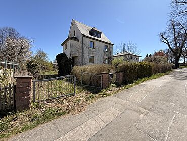 S26-02-056: An der Schmiede 13
	09247 Chemnitz