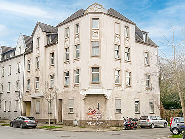 W25-02-001: Wembkenstraße 32
							45884 Gelsenkirchen
