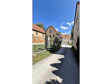 S25-03-060: Altpoderschau 68
							04617 Kriebitzsch