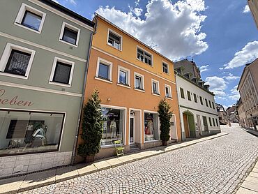 S26-03-082: Herrenstraße 19
		09217 Burgstädt