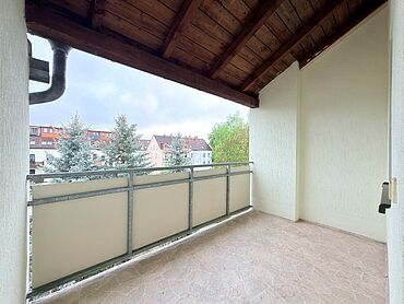 S26-02-072: Barbarastraße 1
							08058 Zwickau