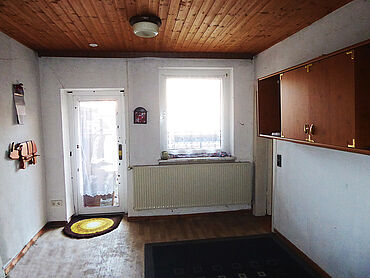 W23-04-016: Lüben 3
							29378 Wittingen