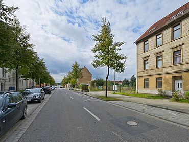 S25-03-075: Naumburger Straße 26
							06712 Zeitz
