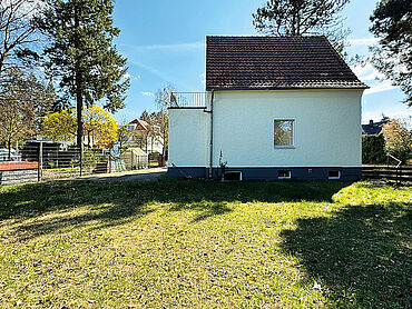D26-02-050: Hubertusdamm 4  
							14480 Potsdam