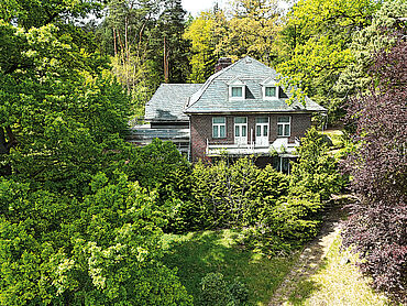 D26-02-054: Am Deulowitzer See 1
							03172 Schenkendöbern